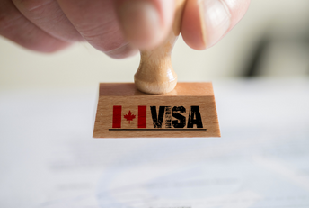 L'arriéré des visas du Canada sera bientôt résorbé
